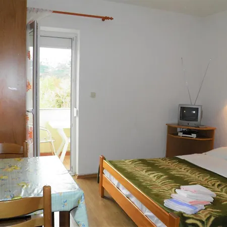 Miljenka 3* Baška